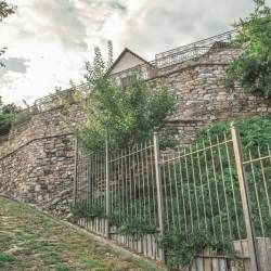 ΤΟ ΠΕΤΡΙΝΟ ΜΟΝΟΠΑΤΙ ΠΡΟΣ ΤΟ ΣΠΙΤΙ ΤΟ ΠΕΤΡΙΝΟ ΜΟΝΟΠΑΤΙ ΠΡΟΣ ΤΟ ΣΠΙΤΙ